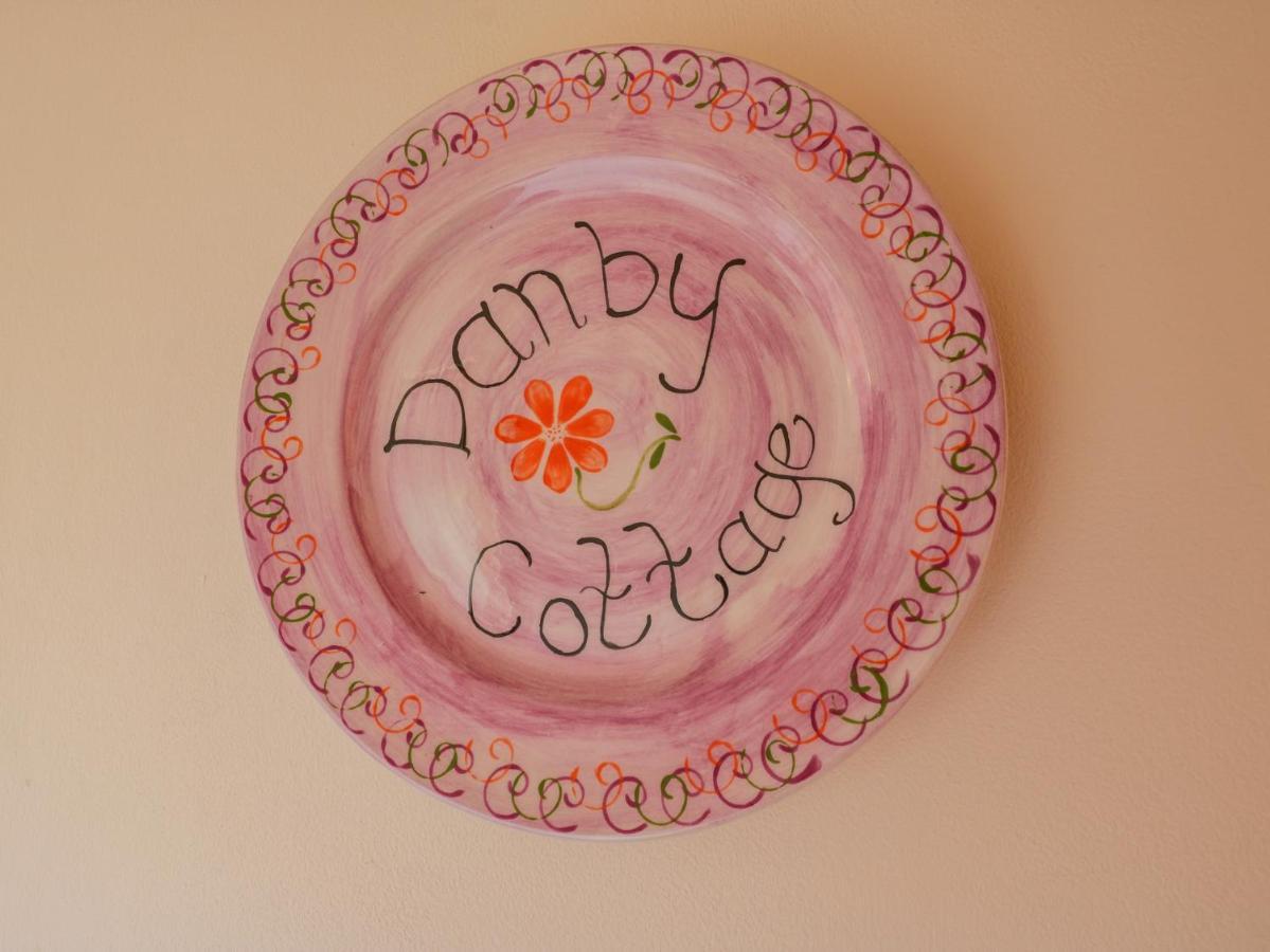 Danby Cottage Whitby Ngoại thất bức ảnh