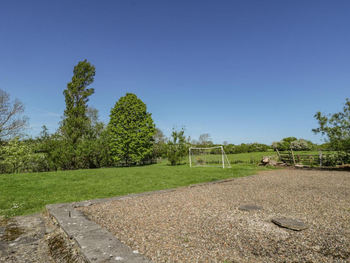 Danby Cottage Whitby Ngoại thất bức ảnh