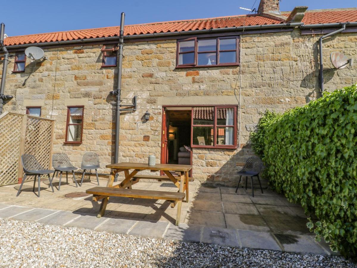 Danby Cottage Whitby Ngoại thất bức ảnh